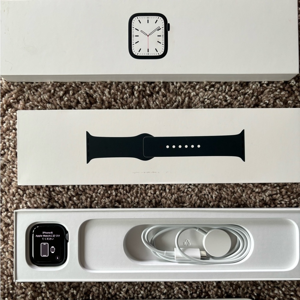 Apple Watch Series 7 โ 41mm Midnight Aluminum
Original Packaging Included